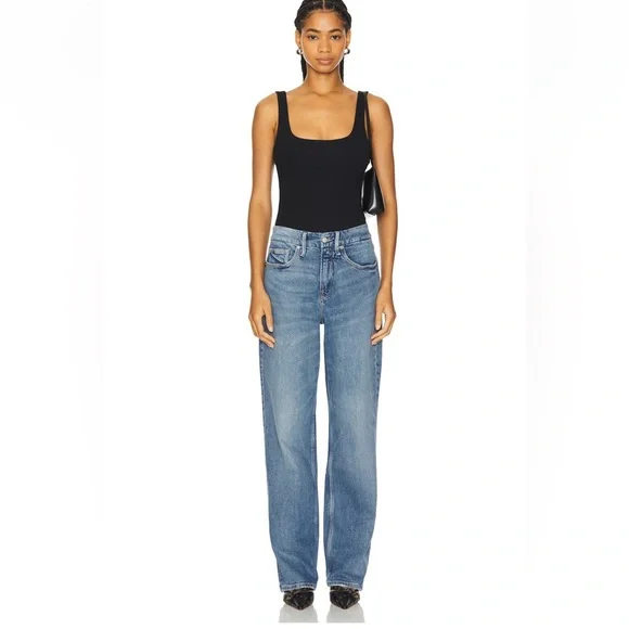 Good American (on Revolve) straight 90s leg jeans - Picture 1 of 10